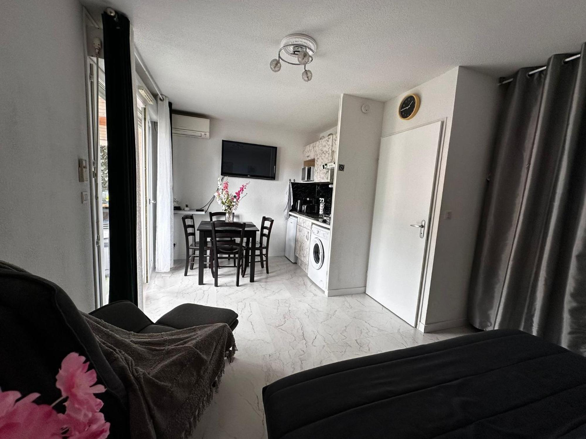 Ararat Apartment Lourdes Exterior foto