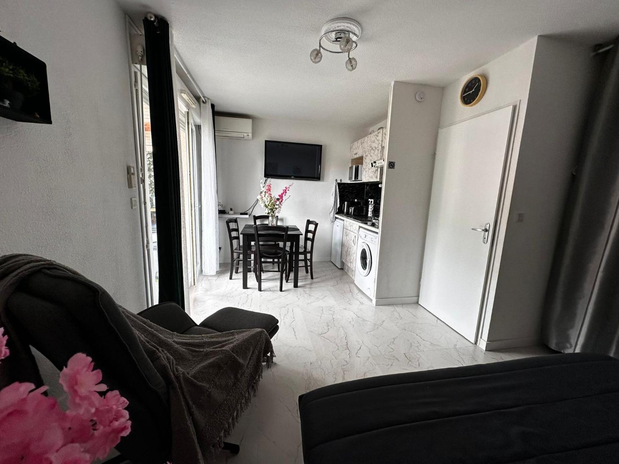 Ararat Apartment Lourdes Exterior foto